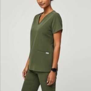 FIGS SCRUB SET- worn/washed 1x